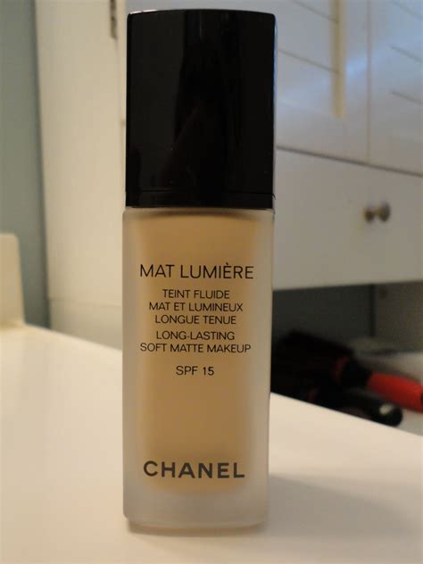 chanel lumiere foundation matte|Chanel liquid foundation price.